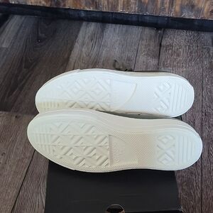 Womens Green Sneakers